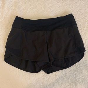 LULULEMON mesh over miles shorts